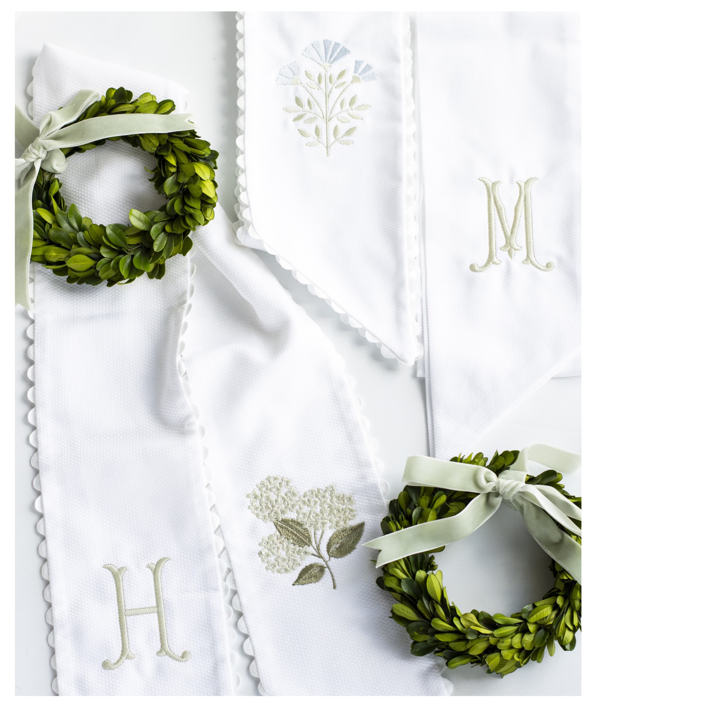 Pique Scallop Trim Wreath Sash