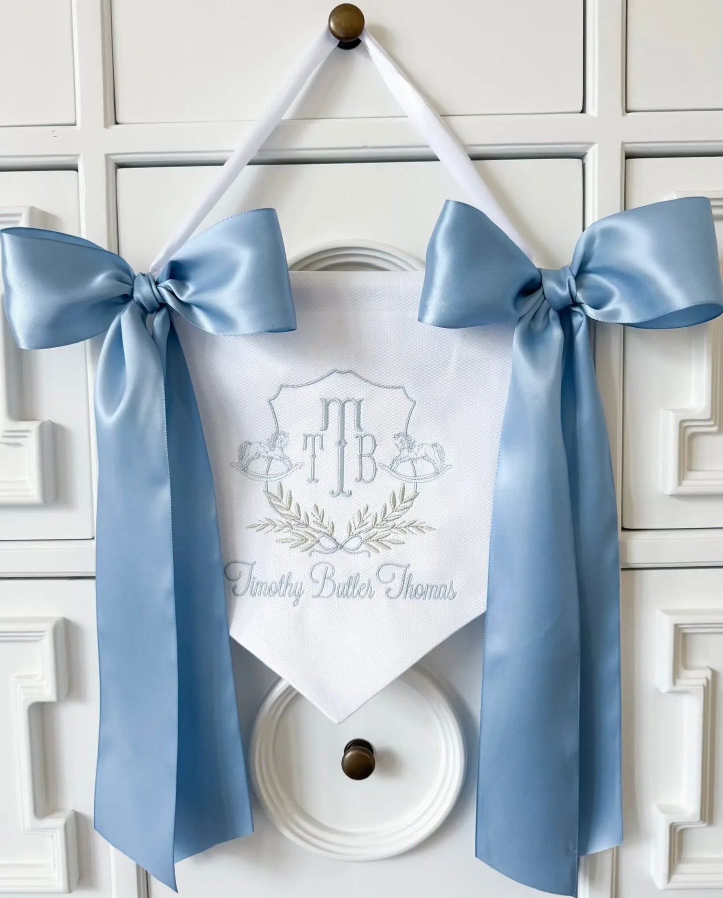 Classic Crest with Rocking Horse Bespoke Banner Amazon/Gifts By Royalty